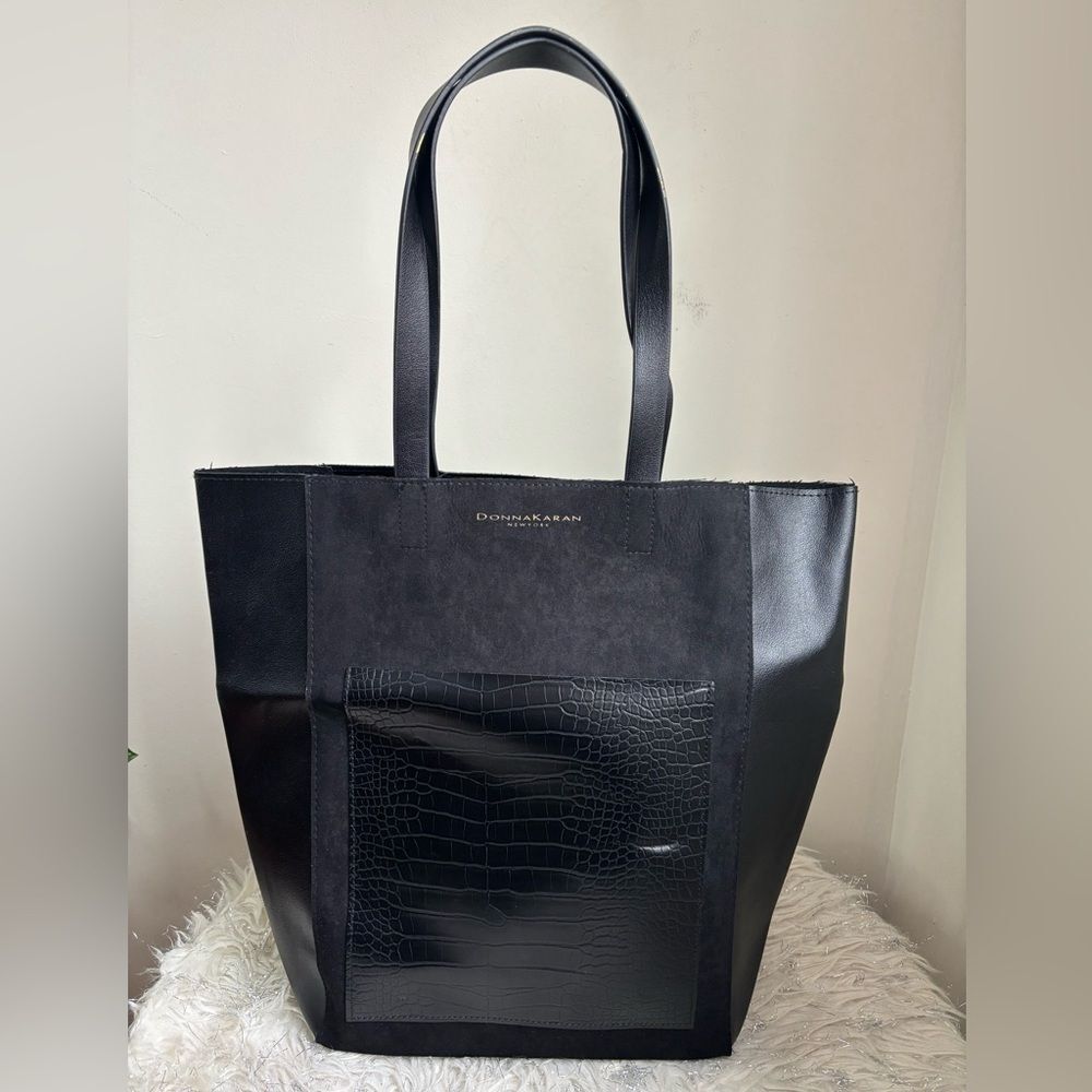 Donna Karan Black Women’s Tote Bag Cashmere Mist with Pocket